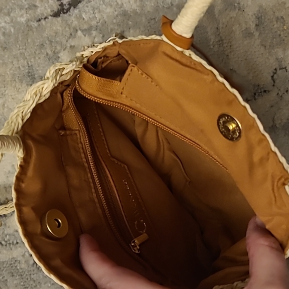 New with tags C. WONDER straw crossbody - Picture 6 of 9